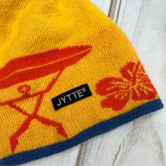 JYTTE Youth Wool Tassel Beanie Hat - Picture 2 of 8